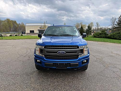 Lightning Blue 2018 Ford F-150 XLT