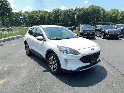 2020 Ford Escape Titanium