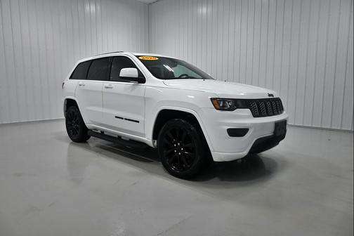 Bright White Clearcoat 2020 Jeep Grand Cherokee Altitude