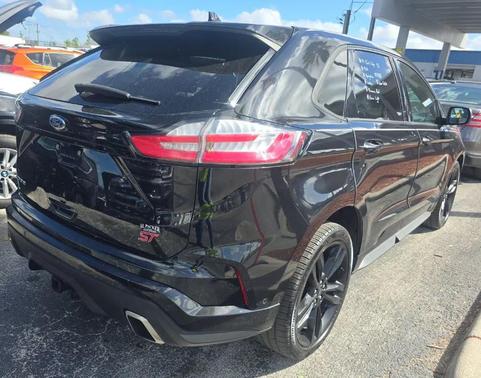 2019 Ford Edge ST