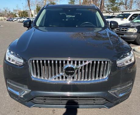 2022 Volvo XC90 T6 Inscription