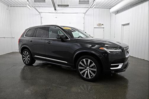 2022 Volvo XC90 T6 Inscription