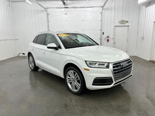Ibis White 2018 Audi Q5 2.0T Tech Premium