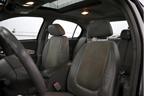 2004 Chevrolet Malibu Base