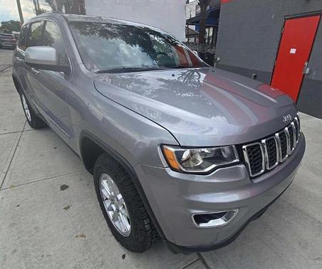 2018 Jeep Grand Cherokee Laredo E