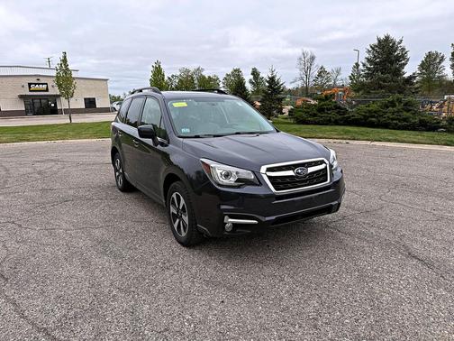 Dark Gray 2018 Subaru Forester 2.5i Limited