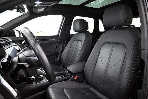 2020 Audi Q3 45 Premium