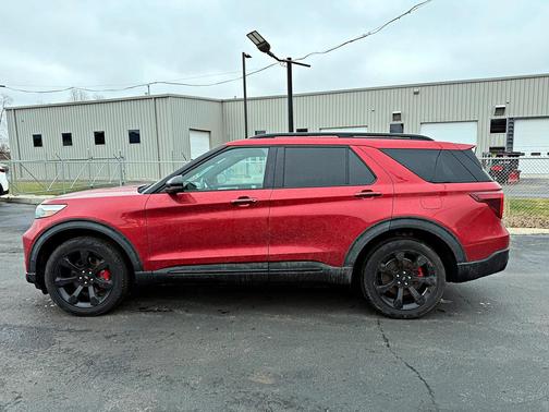 2020 Ford Explorer ST