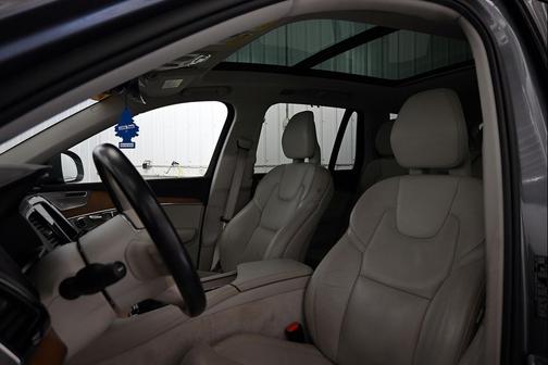 2016 Volvo XC90 T6 Inscription