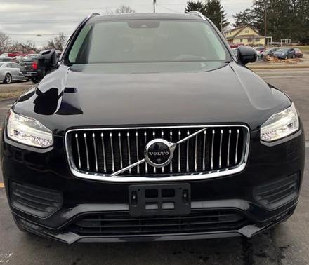 2020 Volvo XC90 T6 Momentum