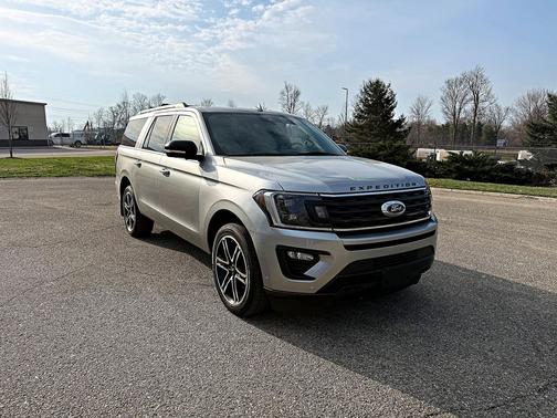 Iconic Silver Metallic 2021 Ford Expedition Max Limited