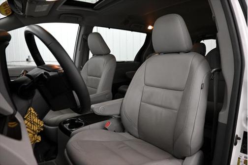 2019 Toyota Sienna XLE
