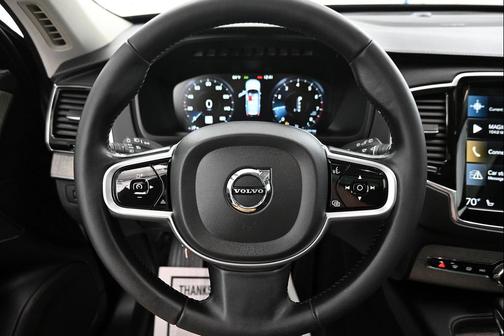 2022 Volvo XC90 T6 Inscription