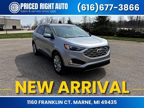 Iconic Silver Metallic 2022 Ford Edge Titanium