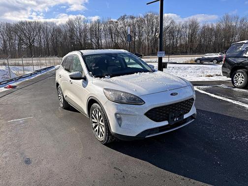 2020 Ford Escape Titanium