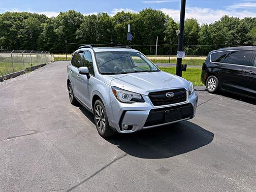 Ice Silver 2017 Subaru Forester 2.0XT Touring