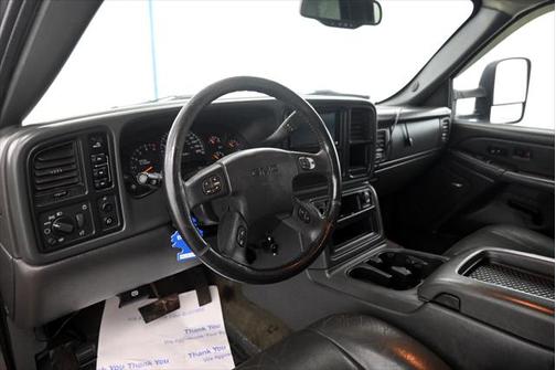 2006 GMC Sierra 2500 SLT H/D Crew Cab