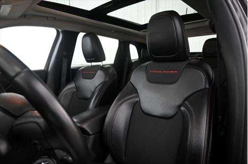 2017 Jeep Cherokee Trailhawk