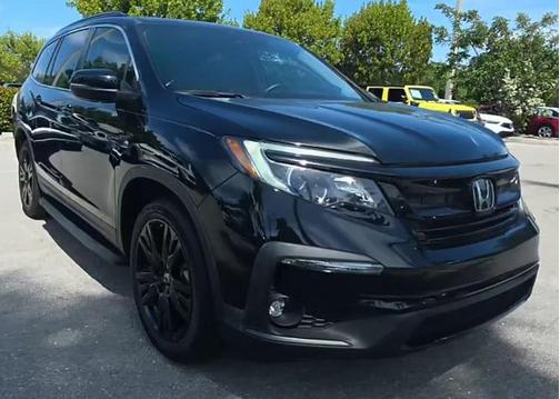 Crystal Black Pearl 2022 Honda Pilot AWD Special Edition