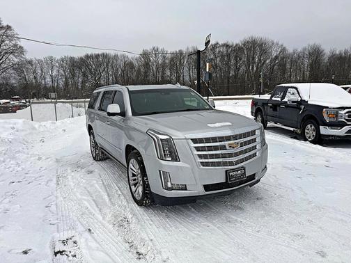 2017 Cadillac Escalade ESV Premium Luxury