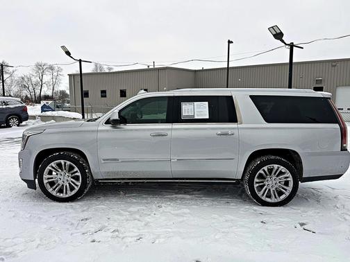 2017 Cadillac Escalade ESV Premium Luxury