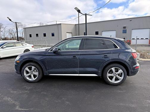 2020 Audi Q5 45 Premium Plus