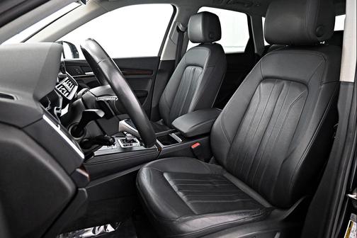 2020 Audi Q5 45 Premium Plus