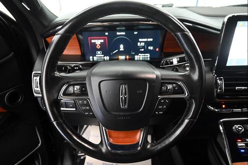 2019 Lincoln Navigator Standard
