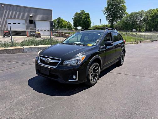 Crystal Black Silica 2016 Subaru Crosstrek 2.0i Limited