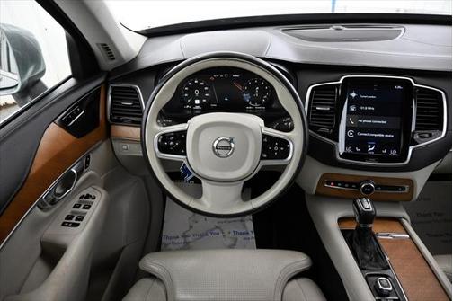 2019 Volvo XC90 T6 Inscription