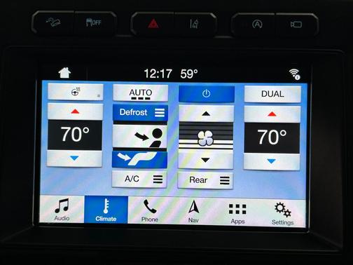 White Platinum Tri-Coat 2018 Ford Expedition Max Platinum