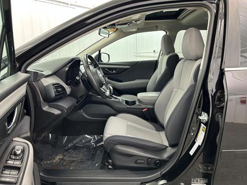 Crystal Black Silica 2023 Subaru Outback Premium