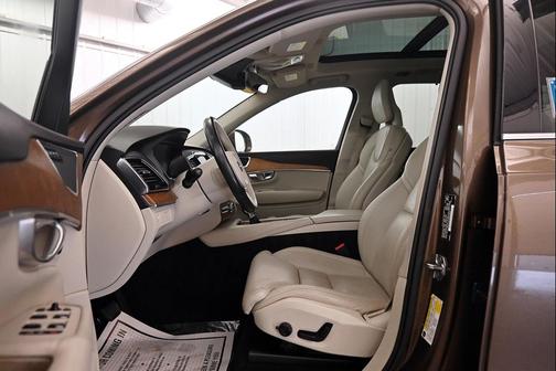 2017 Volvo XC90 T6 Inscription