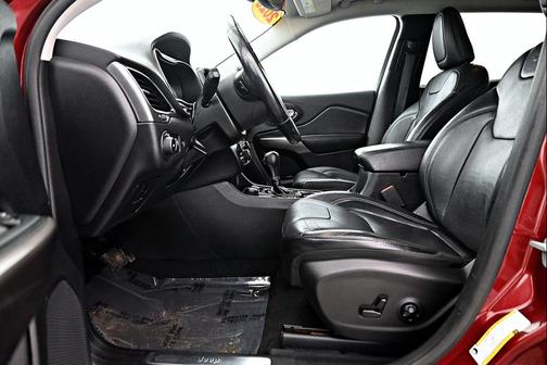 Velvet Red Pearlcoat 2020 Jeep Cherokee Limited
