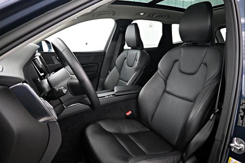 2023 Volvo XC60 B5 Core