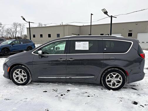 2020 Chrysler Pacifica Limited