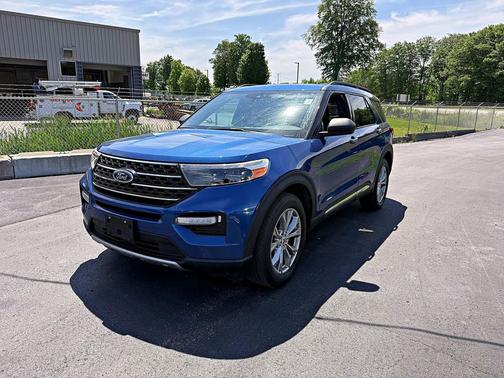 Atlas Blue Metallic 2020 Ford Explorer XLT