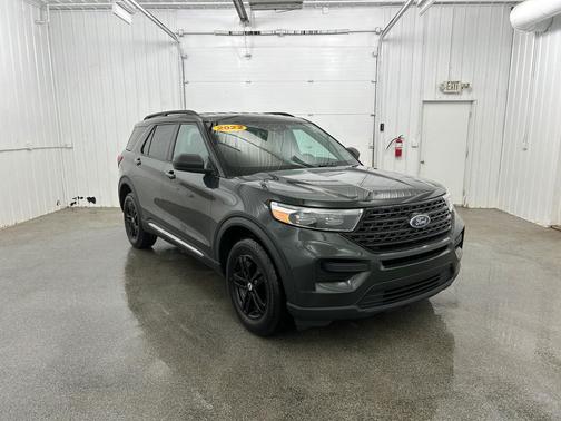 Forged Green 2022 Ford Explorer XLT