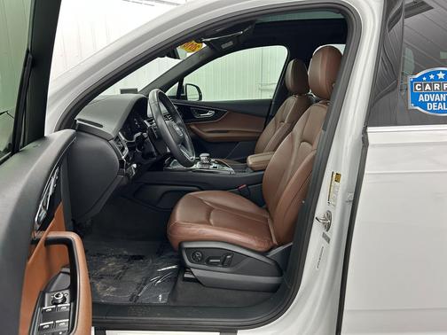 Carrara White 2018 Audi Q7 3.0T Prestige