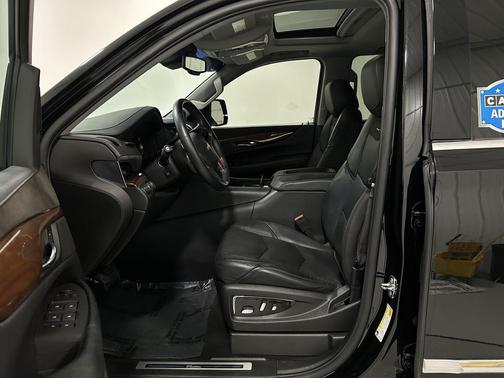 2016 Cadillac Escalade Luxury