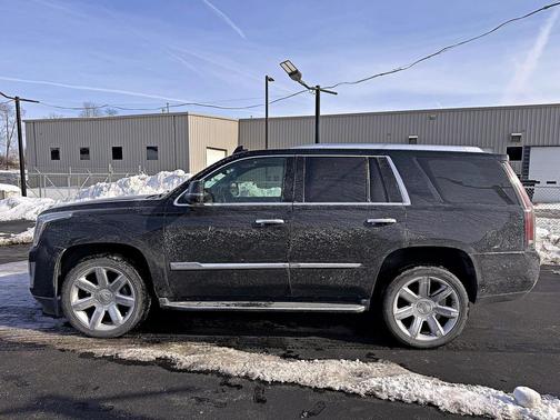 2016 Cadillac Escalade Luxury