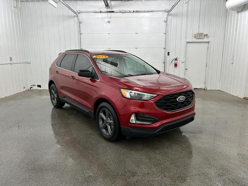 Rapid Red Metallic Tinted Clearcoat 2022 Ford Edge SEL