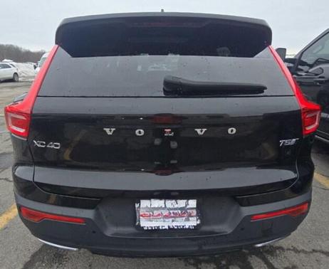 2020 Volvo XC40 T5 R-Design
