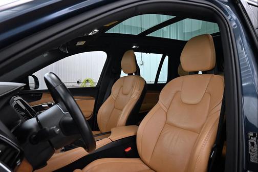 2020 Volvo XC90 T6 Inscription
