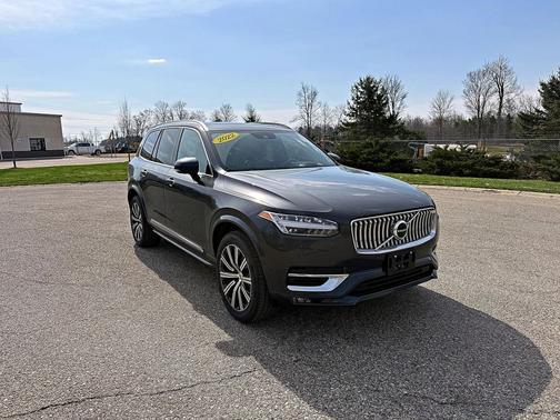 Savile Grey Metallic 2022 Volvo XC90 T6 Inscription