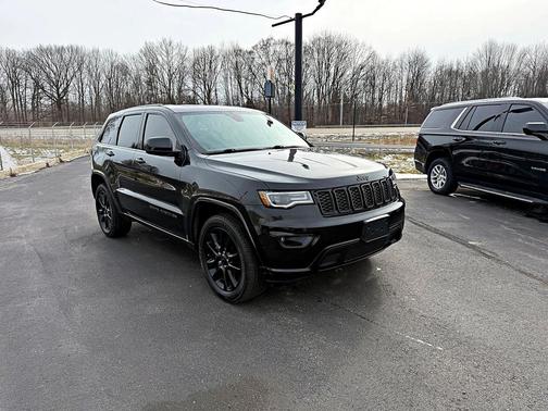 2018 Jeep Grand Cherokee Altitude