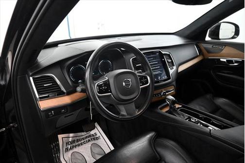2019 Volvo XC90 T6 Inscription