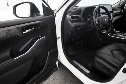 2020 Toyota Highlander Limited