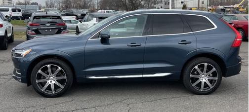 Denim Blue Metallic 2021 Volvo XC60 T5 Inscription