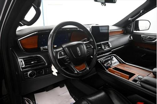2019 Lincoln Navigator L Select